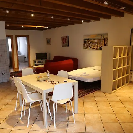 Apartment Anna 2 *